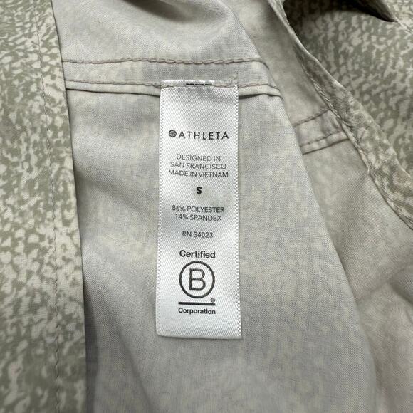 Athleta Zuma Shirtdress Snakeskin Print Small White Grey Athleisure VGUC - Picture 6 of 8